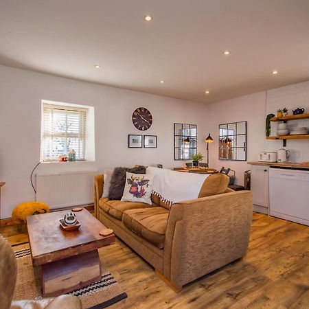 Cosy Farm Conversion In The Heart Of Pembrokeshire Maenclochog Zewnętrze zdjęcie