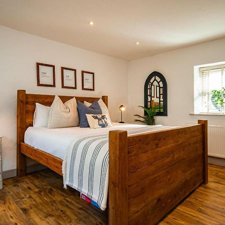 Cosy Farm Conversion In The Heart Of Pembrokeshire Maenclochog Zewnętrze zdjęcie