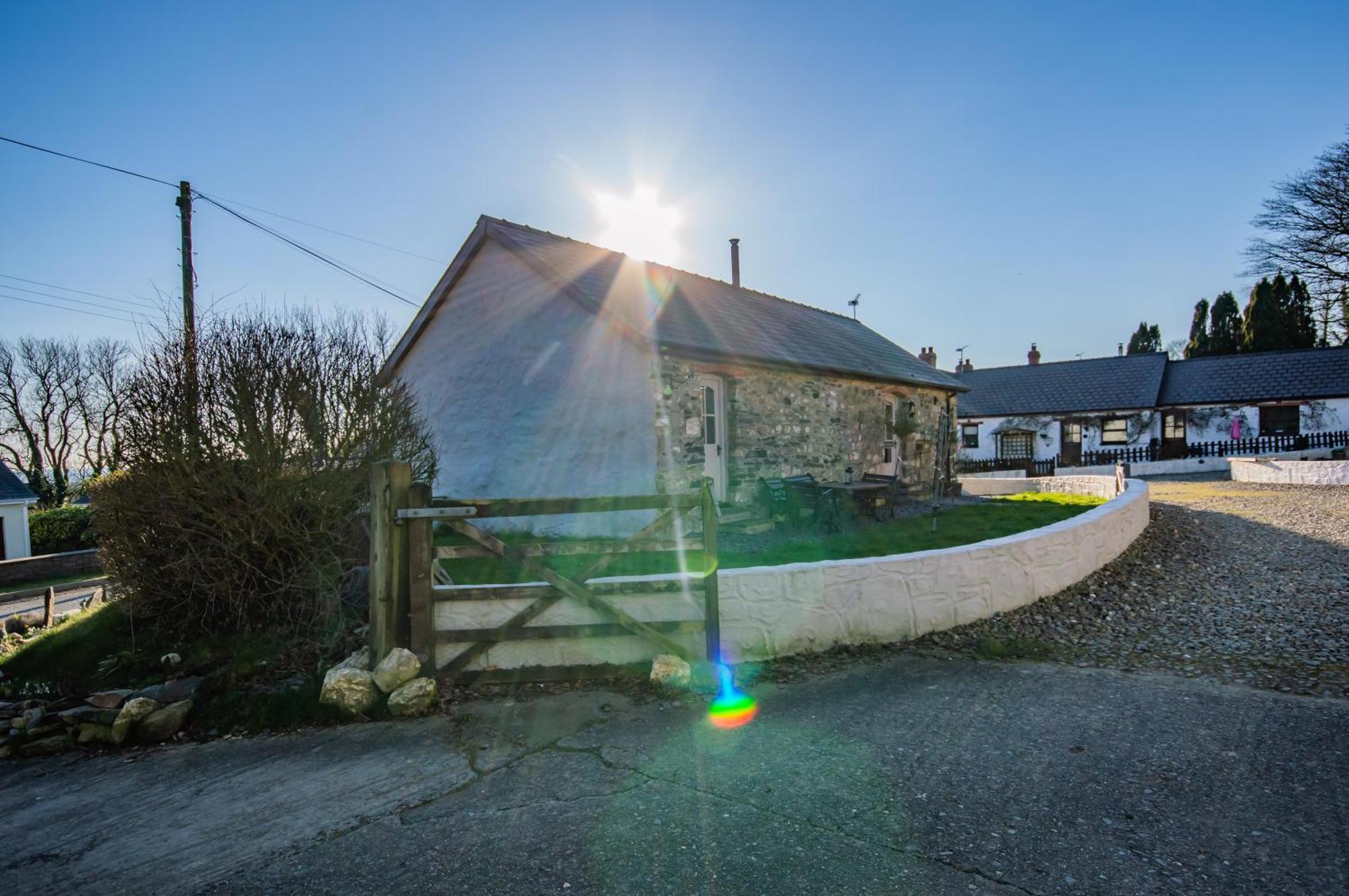 Cosy Farm Conversion In The Heart Of Pembrokeshire Maenclochog Zewnętrze zdjęcie