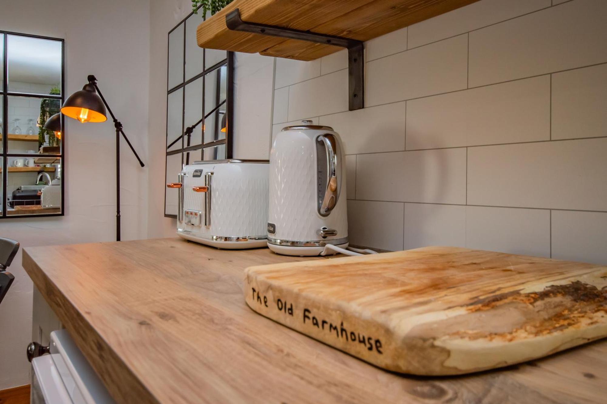 Cosy Farm Conversion In The Heart Of Pembrokeshire Maenclochog Zewnętrze zdjęcie