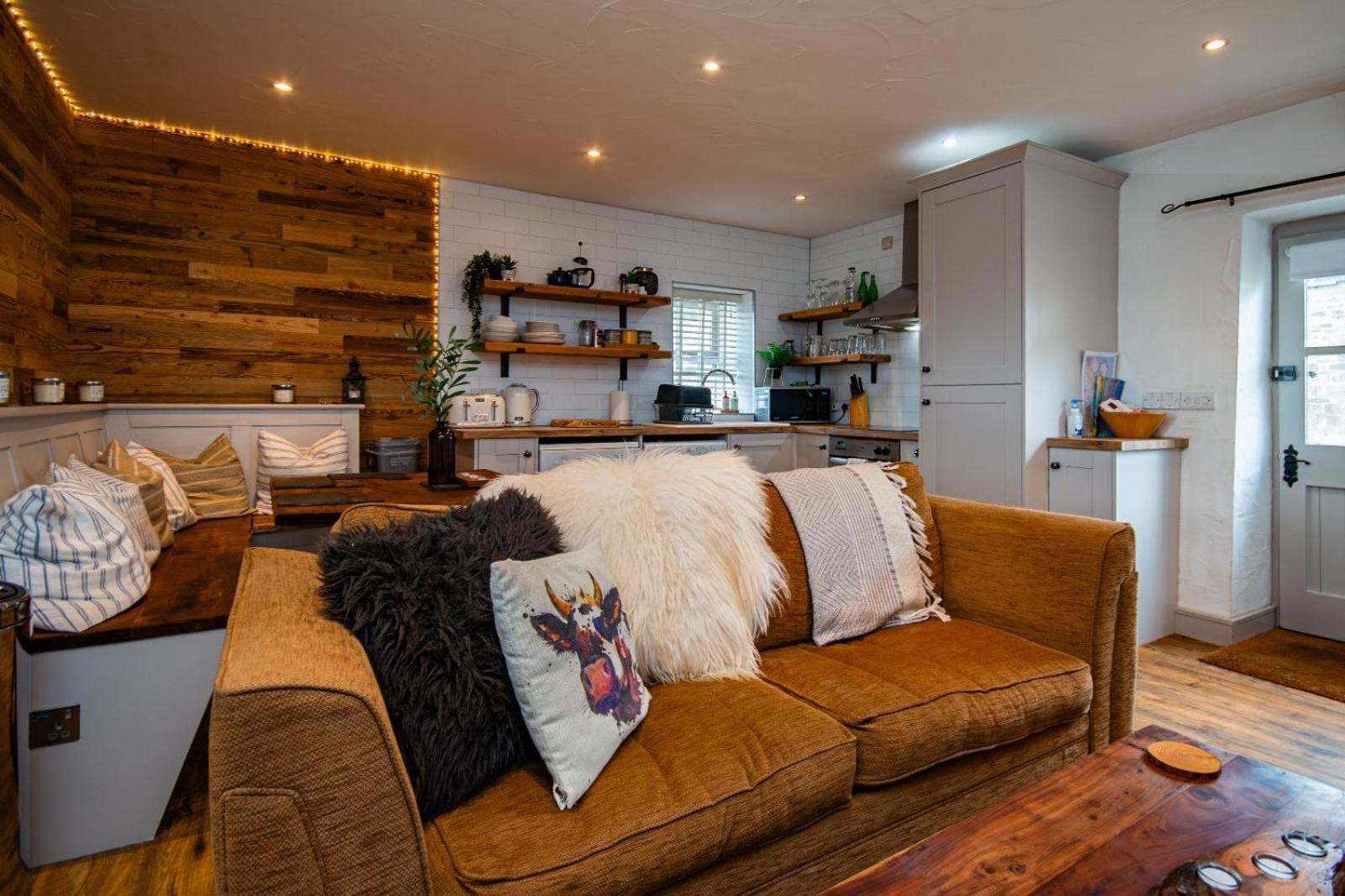 Cosy Farm Conversion In The Heart Of Pembrokeshire Maenclochog Zewnętrze zdjęcie